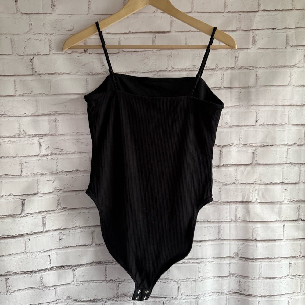 Old Navy Women's Black‎ Bodysuit